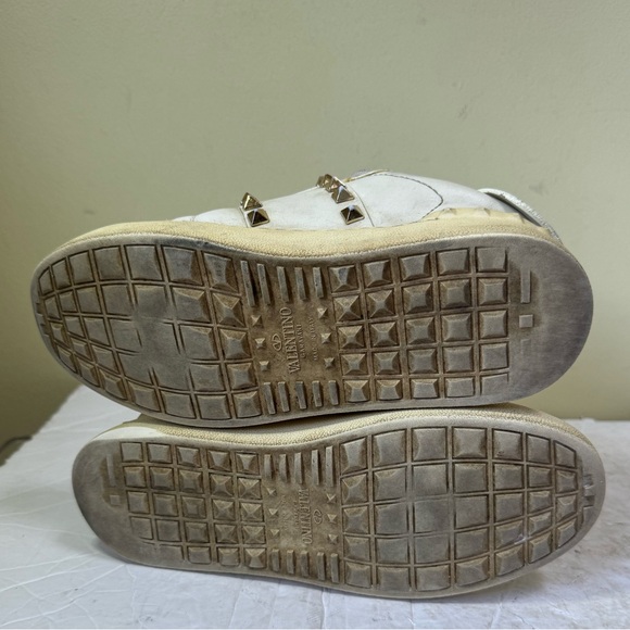 Valentino Garavani Rockstud Leather Sneakers Lace Up Trainers Shoes Graphic Rare - Picture 9 of 16